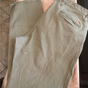 Dockers Men's Light Khaki Pants